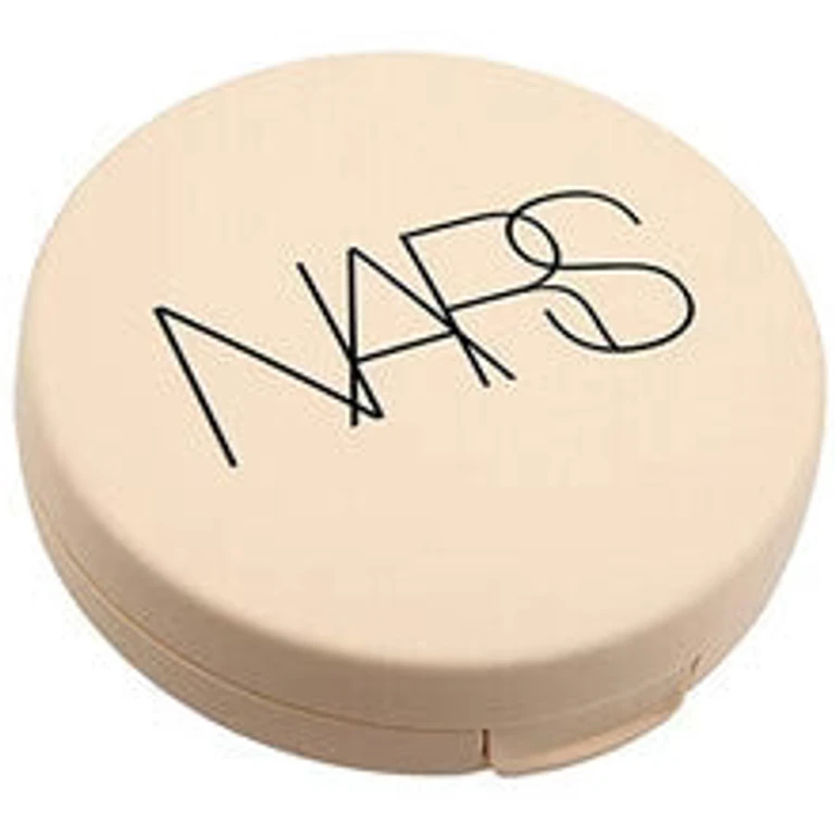 Pure Radiant Protection Aqua Glow Foundation