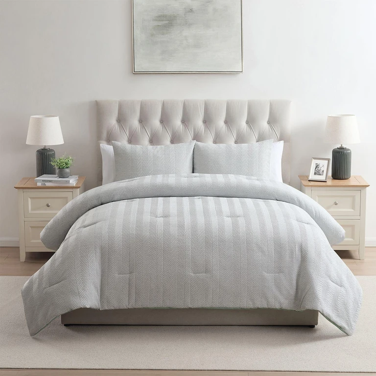 Herringbone 3-Piece Microfiber Comforter Set (Assorted Colors & Sizes):- Green, King