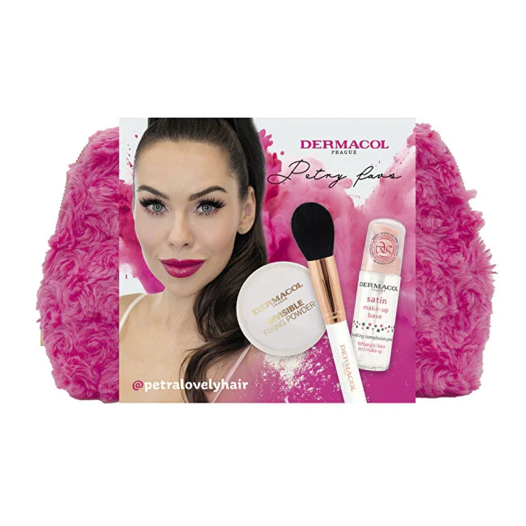 Gift set of essential decorative cosmetics