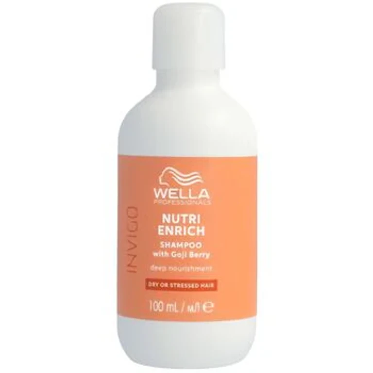 professional Nourishing Shampoo for dry and damaged hair Invigo Nutri-Enrich (Deep Nourishing Shampoo) 300 ml
