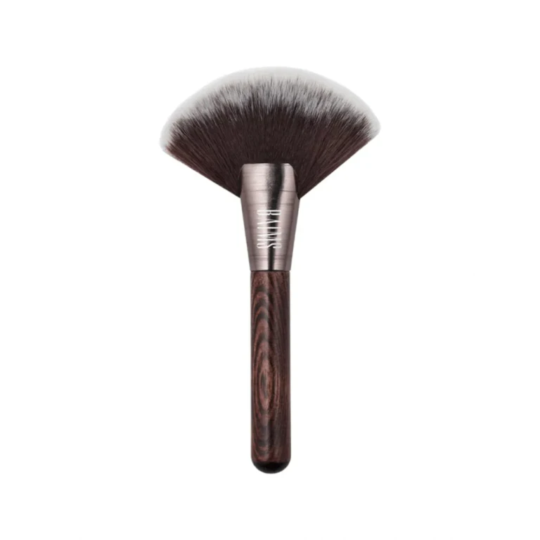 All-over fan brush