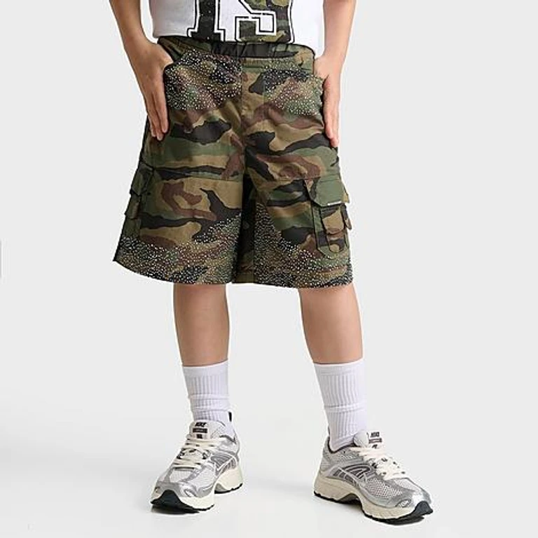 Big Kids Gritter Camo Cargo Shorts in Khaki Camo Size: Small
