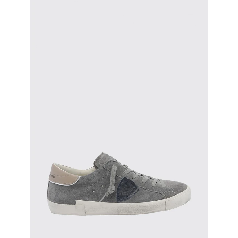 Sneaker Grau