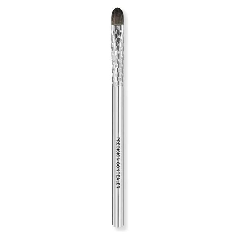 F04 - Precision Concealer - Concealer Brush