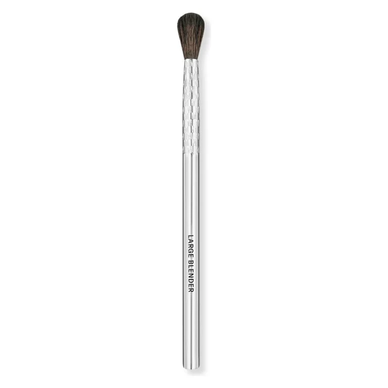 E01 - Large Blender - Eyeshadow Blending Brush