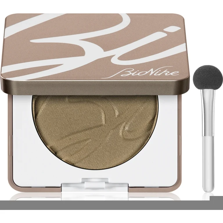 Color Silky Touch satin effect eyeshadow for sensitive eyes color 415 Vert Dore 3 g