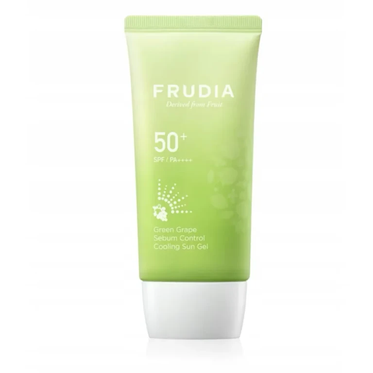Refreshing sebum-regulating sunscreen SPF 50+ 50 ml