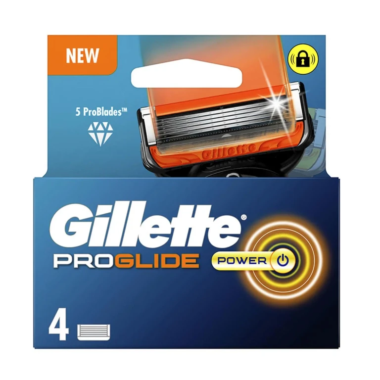Charger Gillette Fusion Proglide Power with 4 refills