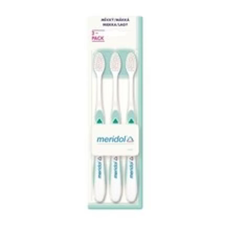 Set of 3 soft toothbrushes