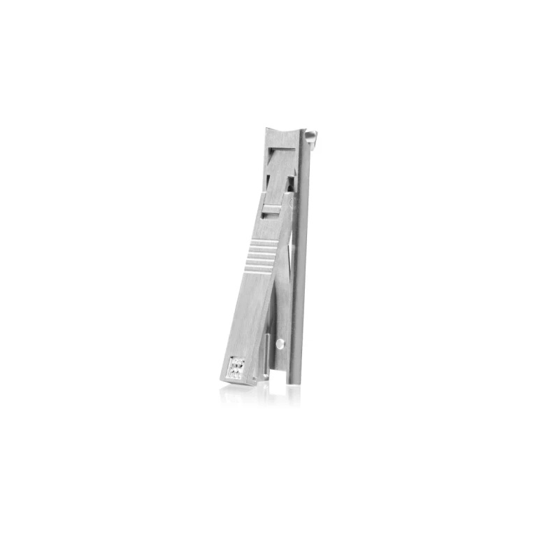 Classic nail tweezers + metal case