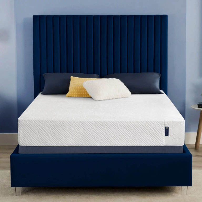 8' Medium Gel Memory Foam Mattress:- King