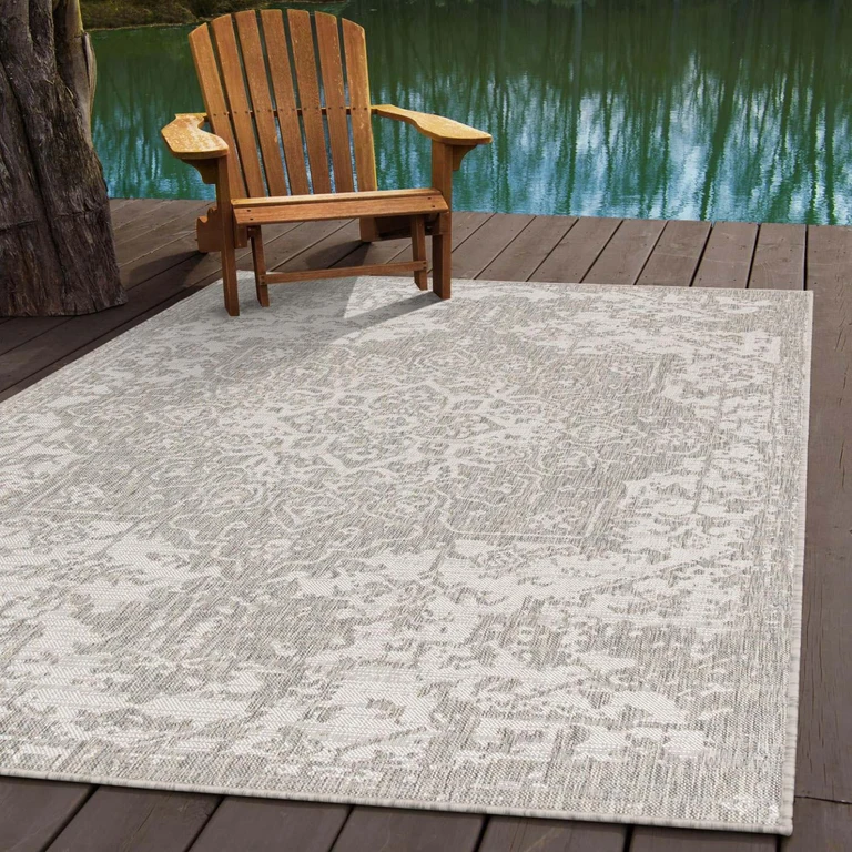 Costa Rica Outdoor Rug:- Gray, 9' x 12'