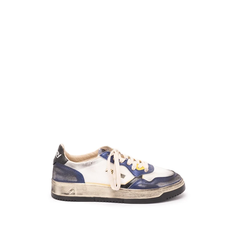 Medalist Low Super Vintage Calfskin Sneakers with Worn Effect