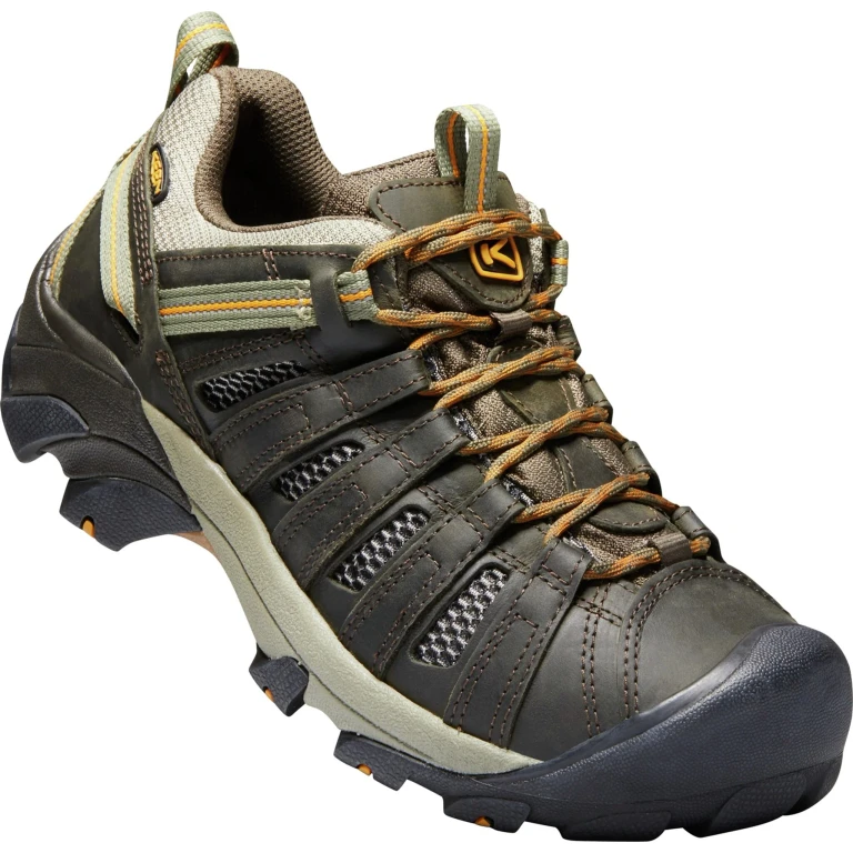 Voyageur Hiking Shoes - Men's