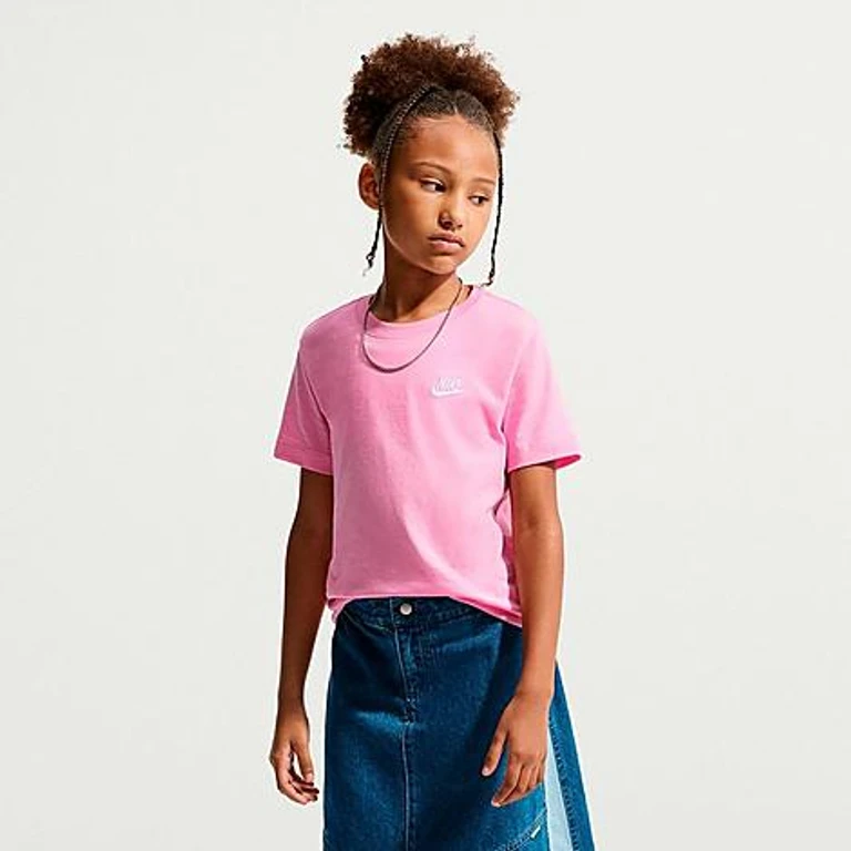 Big Kids Sportswear T-Shirt in Pink Rise Size: Small
