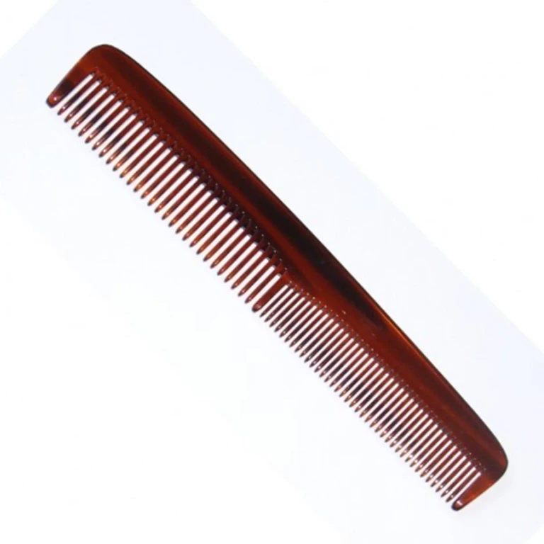 Hairdressing comb Eurostil Concha 15.3 cm