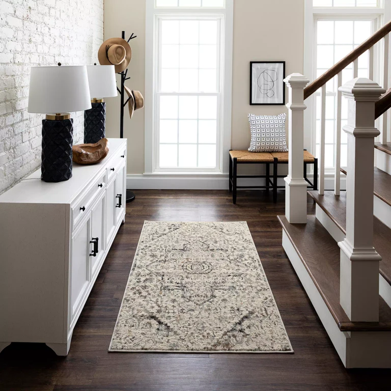 Cleo Icarus Cream Area Rug, 3'x5':- 3'x5'