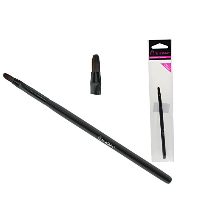 concealer brush