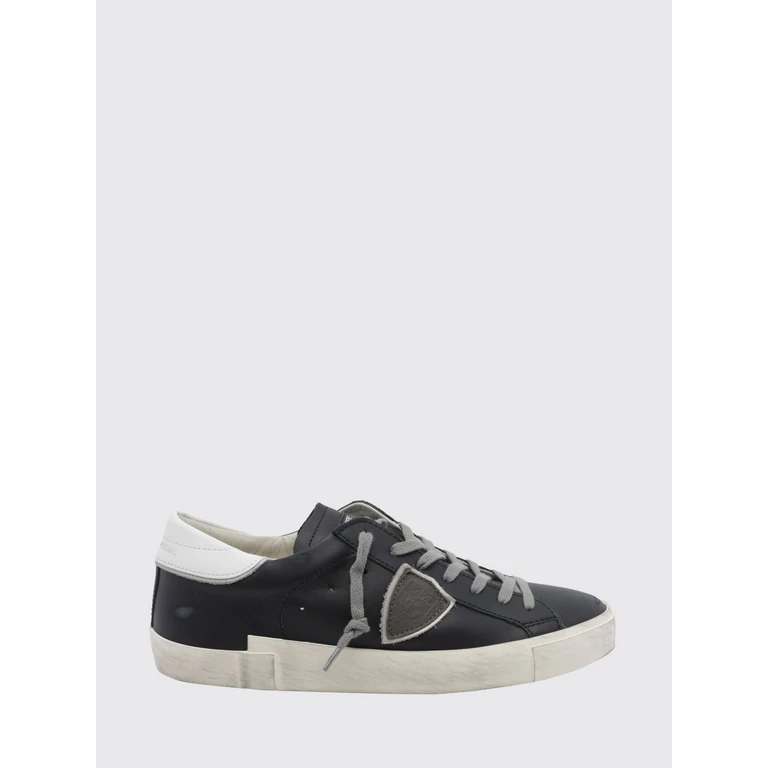 Sneaker Schwarz