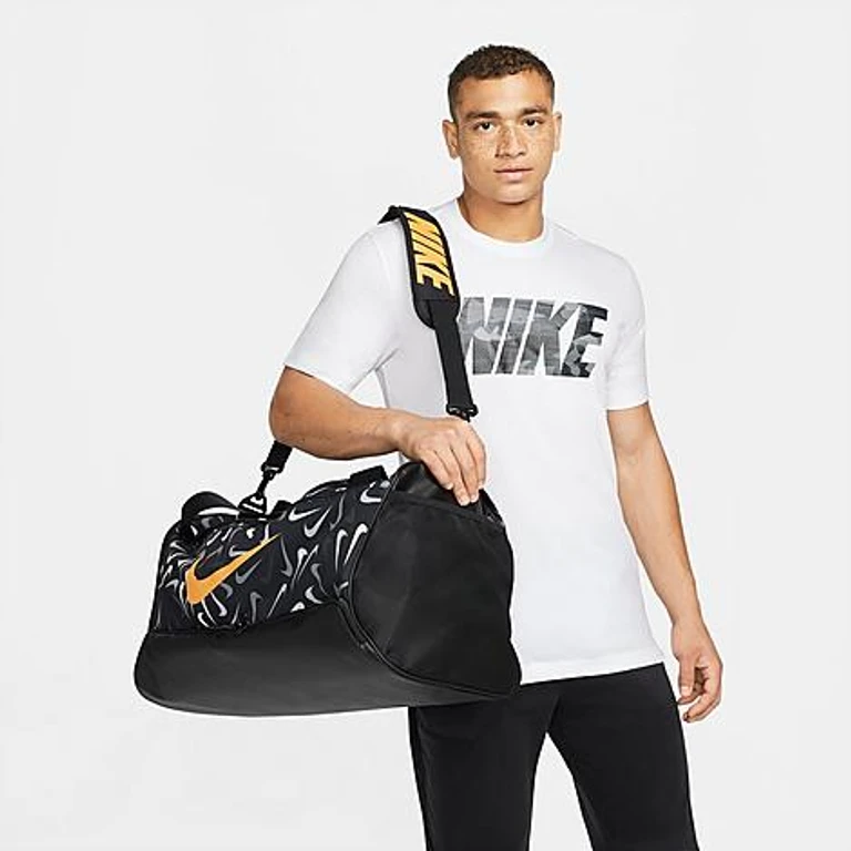 Brasilia 9.5 Printed Training Duffel Bag in Black/Kumquat