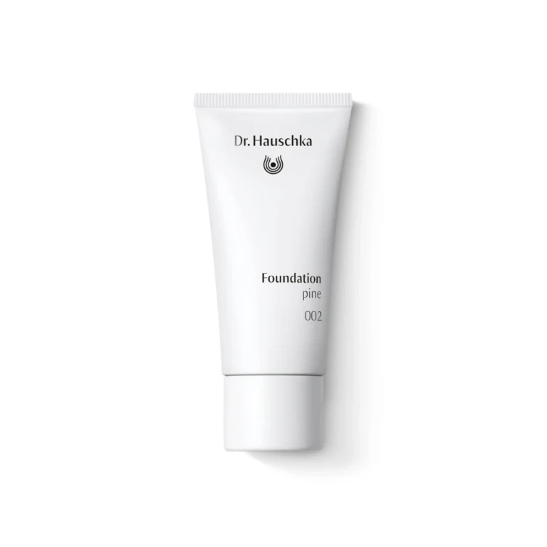 Dr. hauschka Foundation - Nourishing make-up with mineral pigments 30 ml 002 Pine
