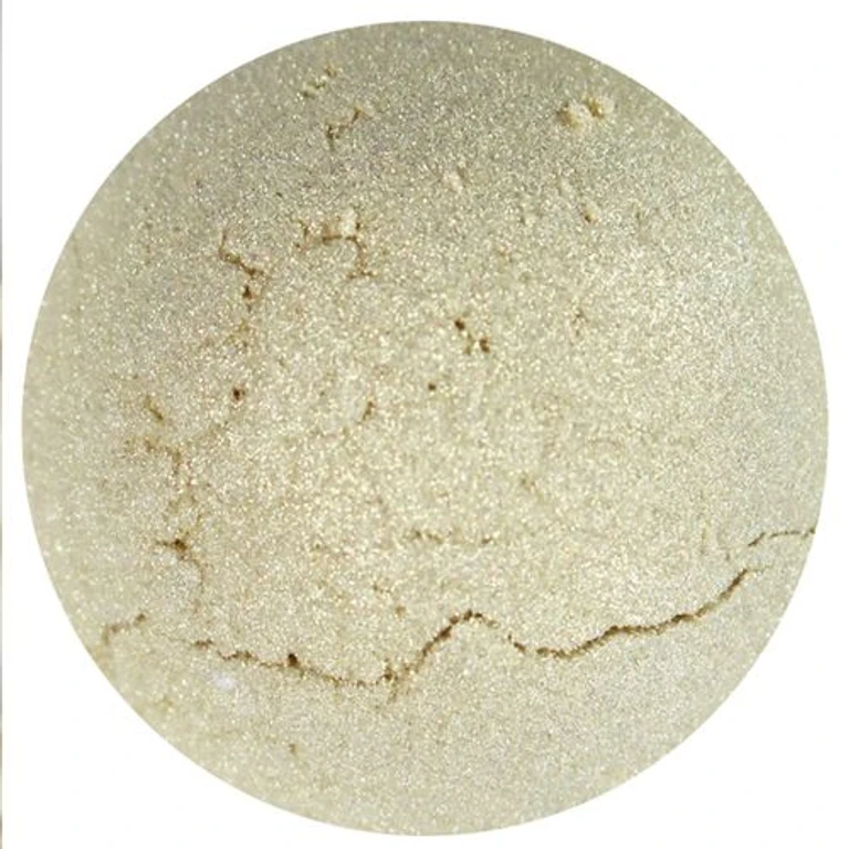 Champagner Illuminating Powder Eyeshadow (1 g)