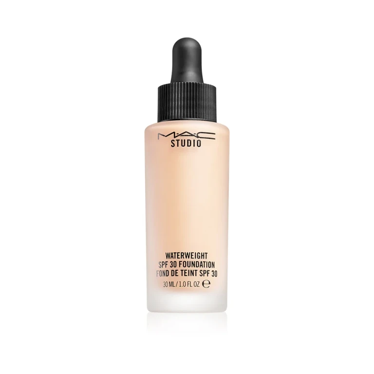 Mac Cosmetics Studio Waterweight Liquid Foundation Spf 30 (Foundation) 30 Ml - Shade: Nc20