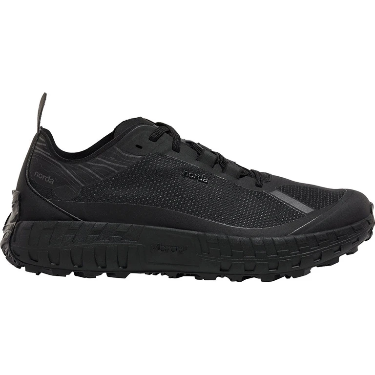 001 Stealth Black Seamless Trail Running Shoes - Men's