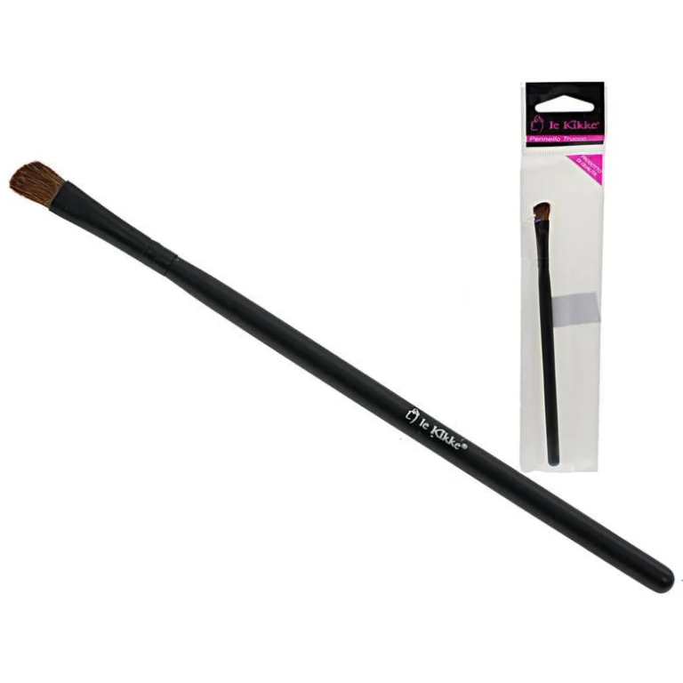 eyeshadow brush black handle