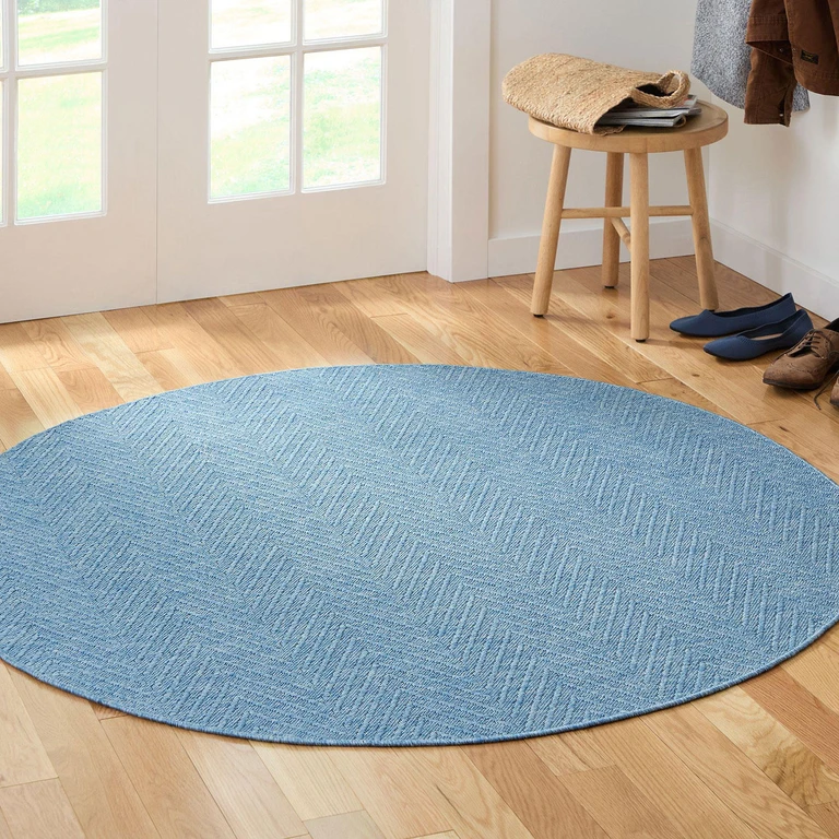 Pax Herringbone Textured Machine Washable Area Rug:- 4'11'x4'11', Blue, Round