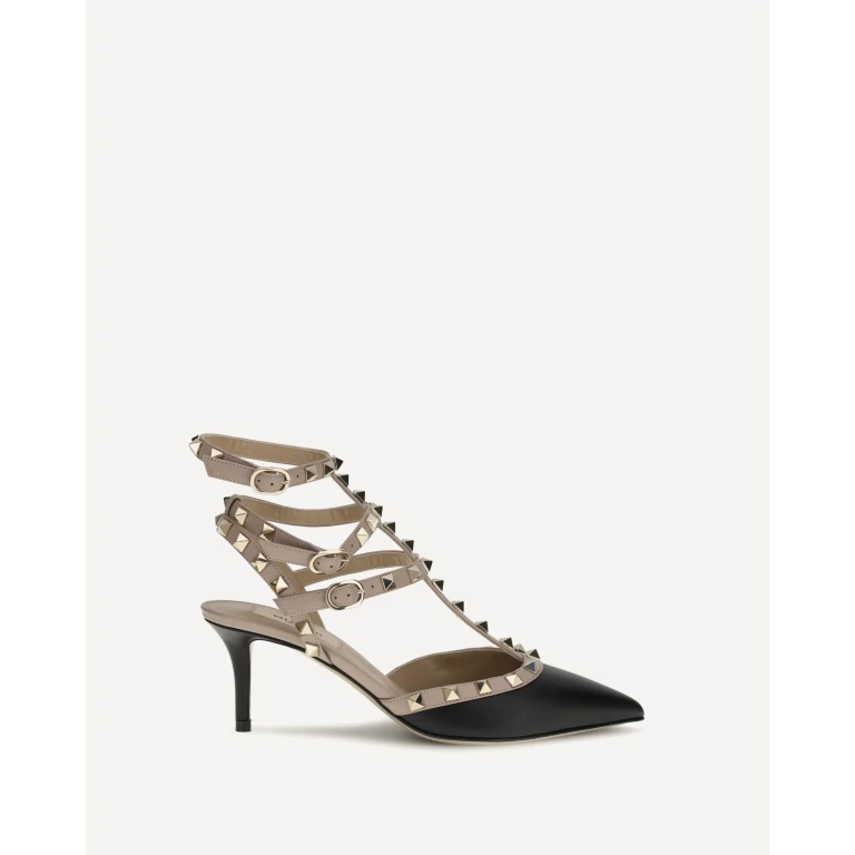 Rockstud Pumps Female 37