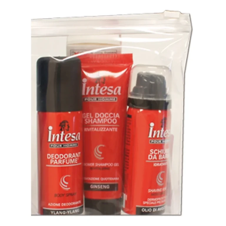 Set Deodorante Schiuma Barba Gel Doccia Shampoo 3 pz — Deodorante