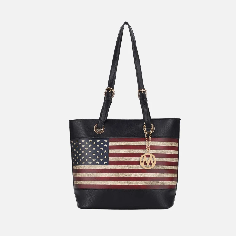by Mia K. - Vera Tote Bag