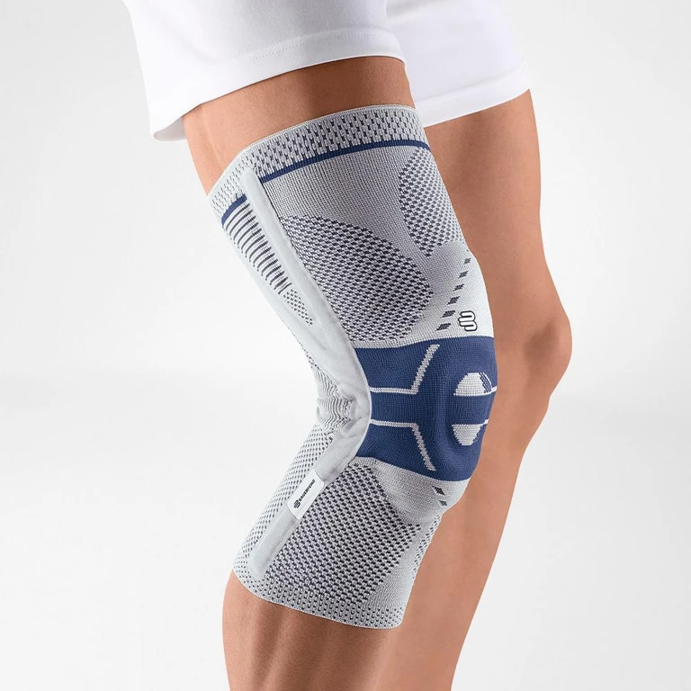 Bauerfeind GenuTrain P3 Knee Brace Silicone Edge Right 6 Titanium