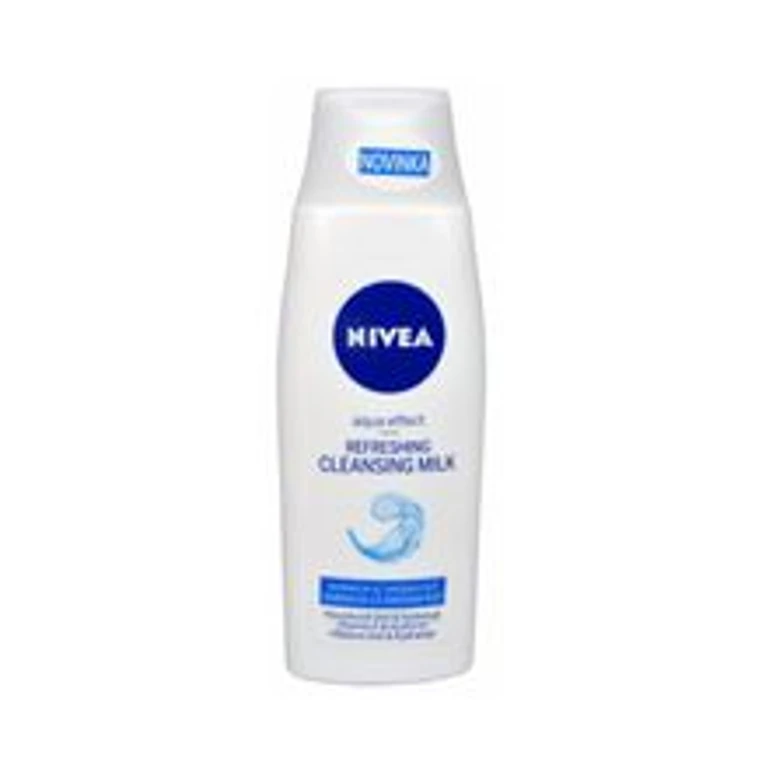 Refreshing cleansing milk for normal to combination skin 200 ml Aqua Effect size 200 ml