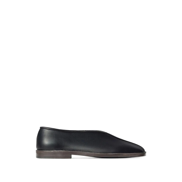 Flat Piped Slippers In Leather