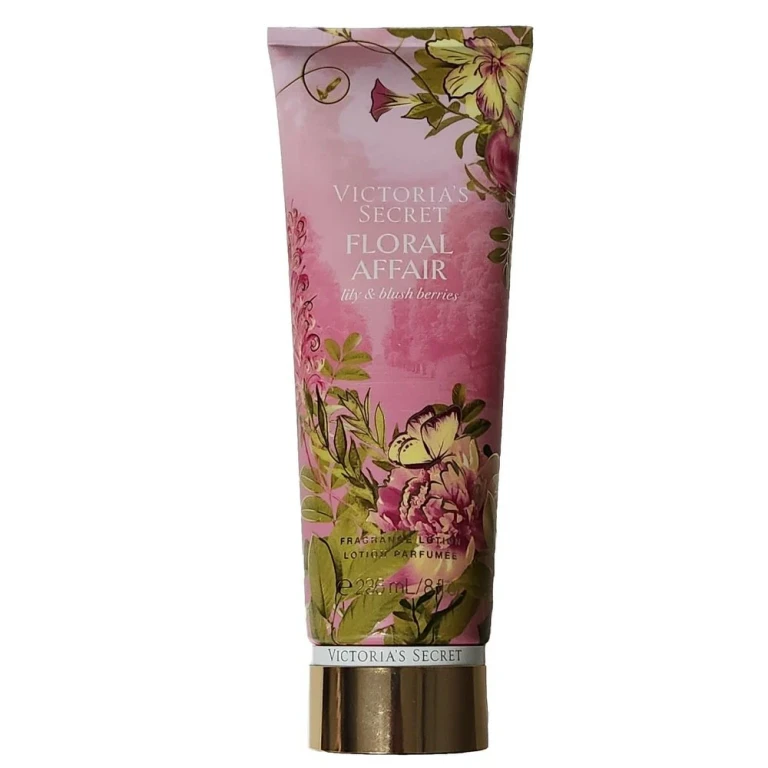 Floral Affair Lily & Blush Berries
