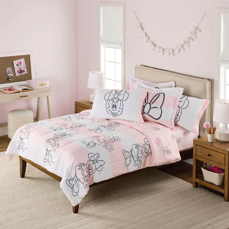 Licensed Kids Bed-in-a-Bag - Full/Minnie Mouse:- Full, Minnie Mouse