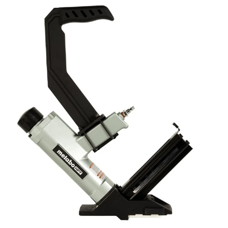 2-in-1 Flooring Nailer and Stapler
