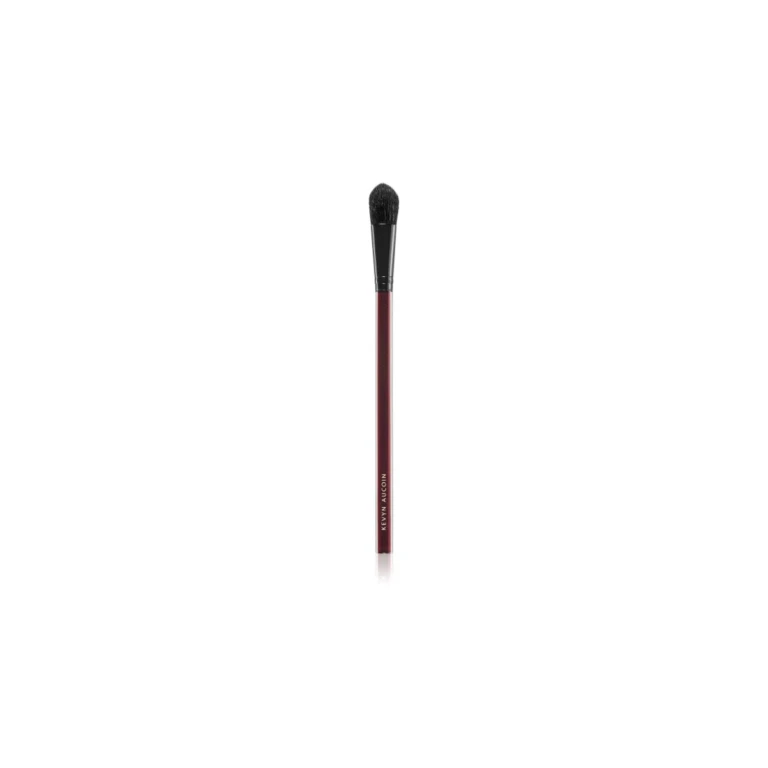 The Base Flat Eyeshadow Brush