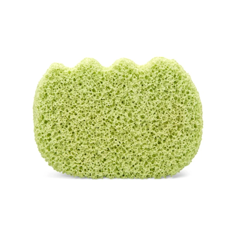 Baby cleansing sponge for children with bamboo extracts