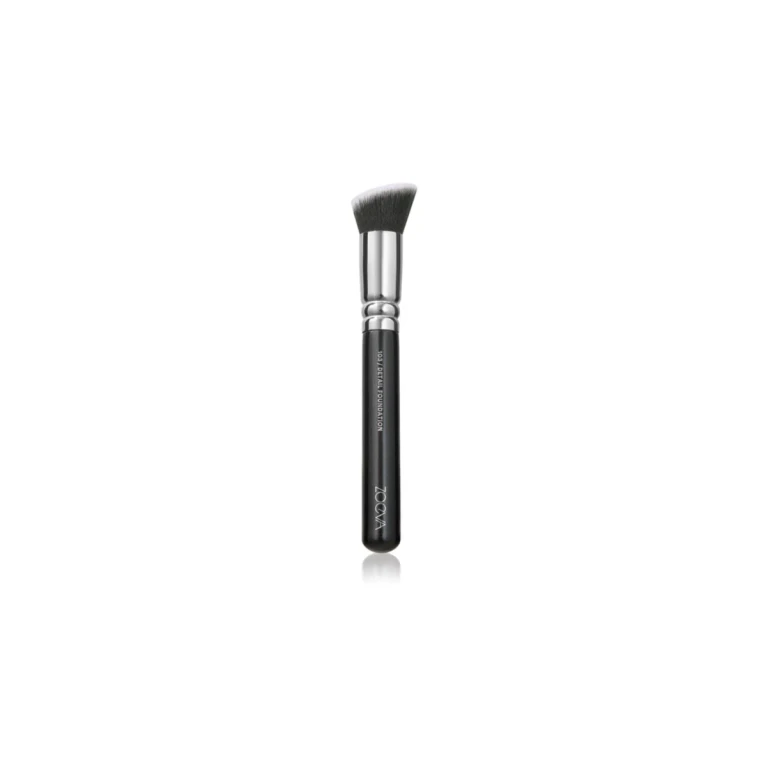 103 Detail Foundation Brush