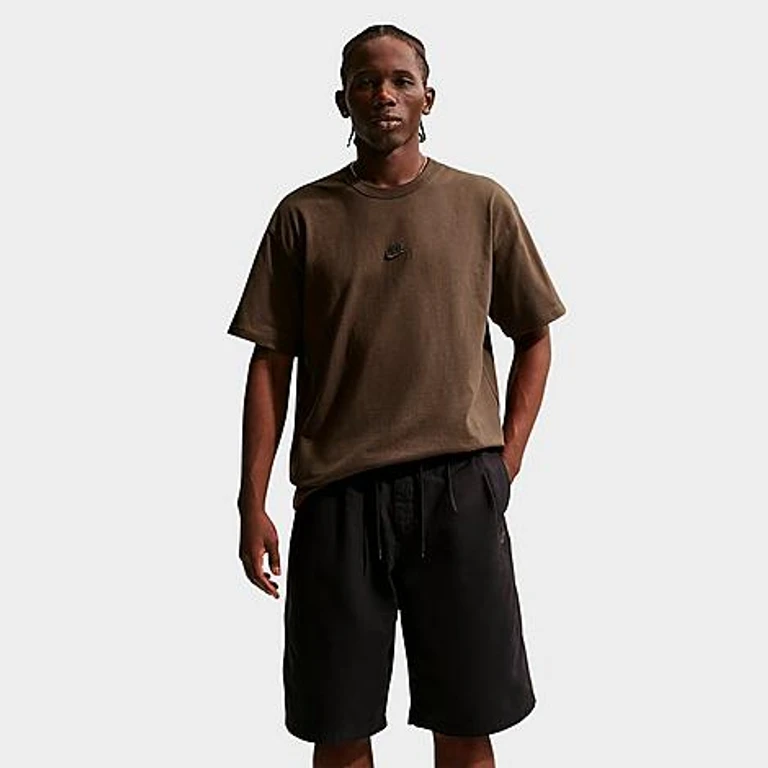 Sportswear Premium Essentials Futura T-Shirt in Dark Hazel