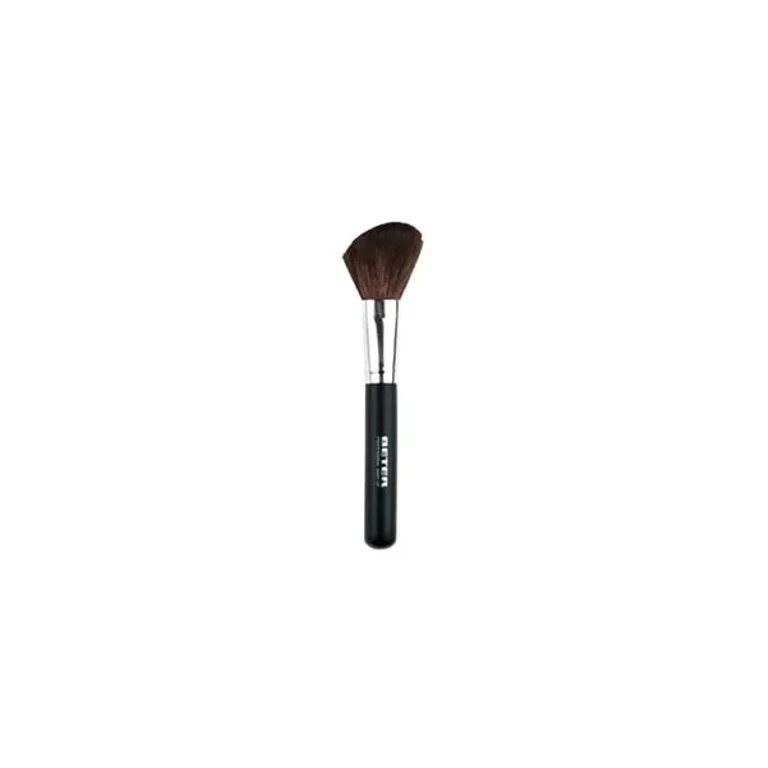 Angled makeup brush Beter made of capsule hair