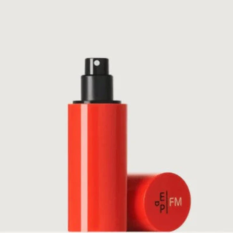 Red Travel Spray