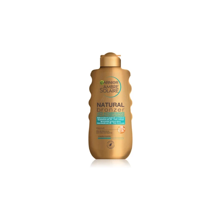 Ambre Solaire Natural Bronzer self-tanning milk for a gradual tan 175 ml