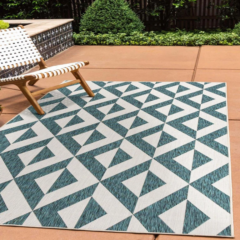 Napa Outdoor Rug:- Teal, 4' x 6'