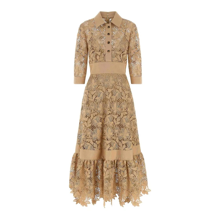 Robe Au Genou