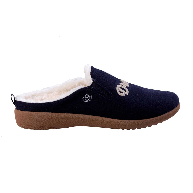Evie Slipper