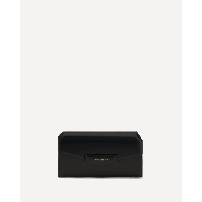 Antigona Box leather pouch with chain Female UNI